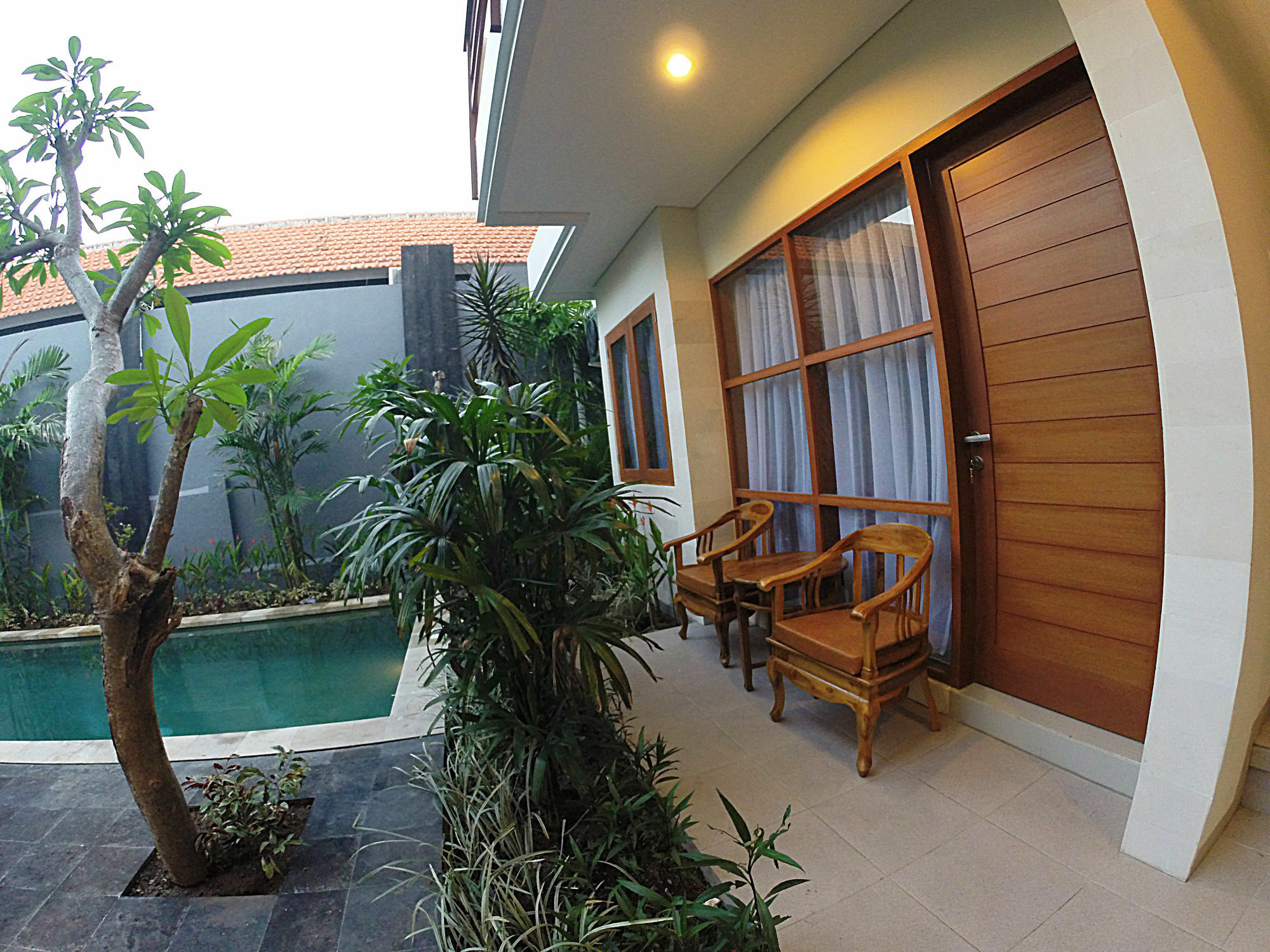 Asoka & Séjour chez l'habitant Sanur